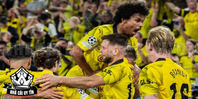 Dortmund giành chiến thắng 1 - 0 trước PSG ở lượt đi bán kết C1 2023/24