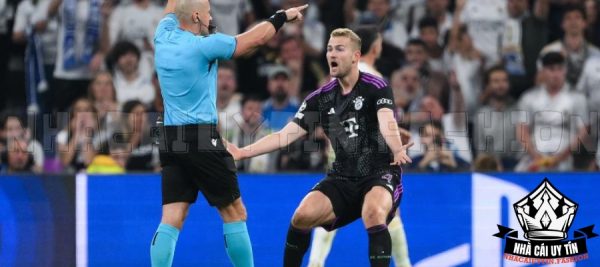 Bàn thắng của De Ligt trong trận Real Madrid với Bayern không được công nhận